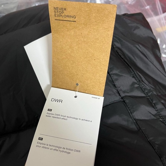 The North Face Black Puffer Retro Nuptse 700 Brand New With Tags - Picture 2 of 8